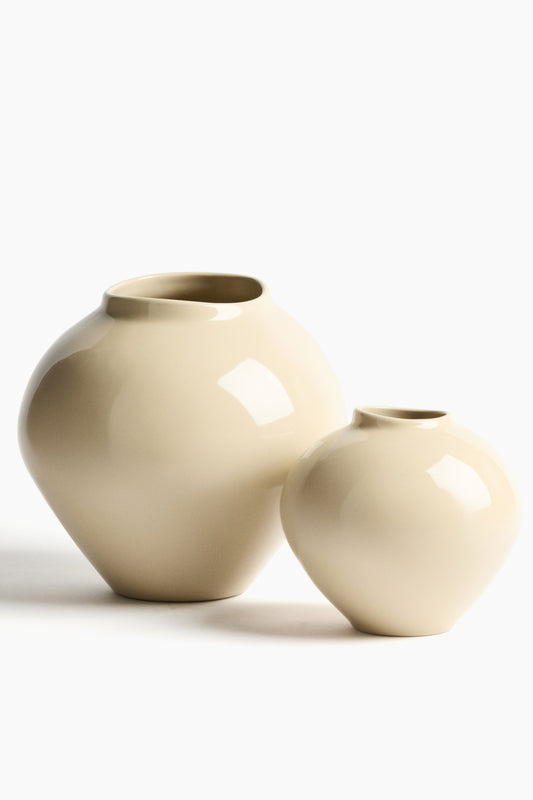 Earth Curve Ceramic Vase